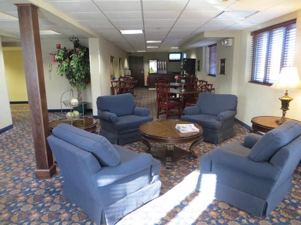 Days Inn By Wyndham Grand Island I-80 Doniphan Extérieur photo